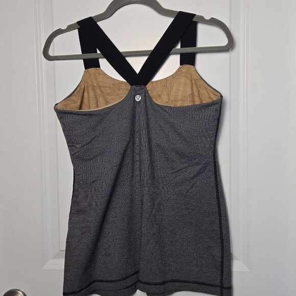 Lululemon Tank with Graphic logo straps - 10 Black w/White micro stripe - Picture 2 of 5